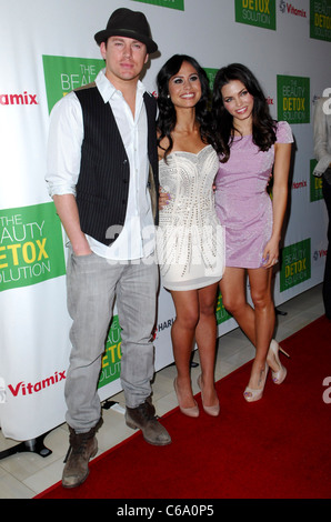 Kimberly Snyder, Channing Tatum, Jenna Dewan im Ankunftsbereich für die Schönheit Detox Lösung Buch Launch Party, The London Hotel in West Hollywood, Los Angeles, CA 13. April 2011. Foto von: Elizabeth Goodenough/Everett Collection Stockfoto