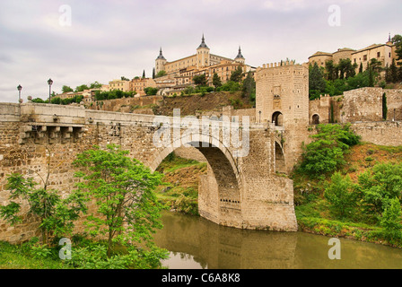 Toledo Puente de San Martin 01 Stockfoto