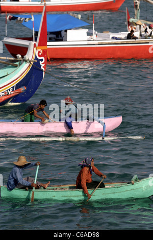 Angelboote/Fischerboote at Jimbaran Bay in Bali. Jimbaran, Halbinsel Bukit, Bali, Bali, Indonesien, Südostasien, Asien Stockfoto