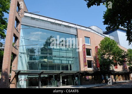 Sadler es Wells Theatre und Lilian Baylis Studio, Rosebery Avenue, Islington, London, England Stockfoto