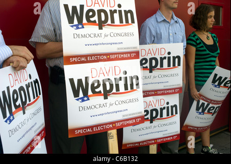 David Weprin wird für den Kongress in New York 9. Kongreßbezirk unterstützt. Stockfoto