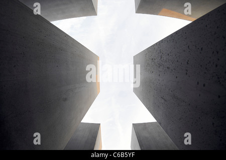 Beton Säulen des Holocaust Denkmal, Denkmal, Architekt Peter Eisenman, Tiergarten, Mitte Bezirk, Berlin, Deutschland Stockfoto