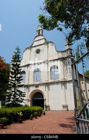 Die Kirche St. Franziskus CSI, ursprünglichen Ruhestätte von Portugiesisch Explorer Vasco da Gama in Fort Cochin, Kochi, Kerala Indien Stockfoto