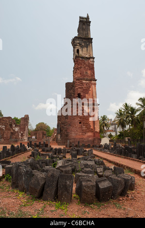 Die Ruinen der Kirche des Heiligen Augustinus im alten Goa, Indien Stockfoto