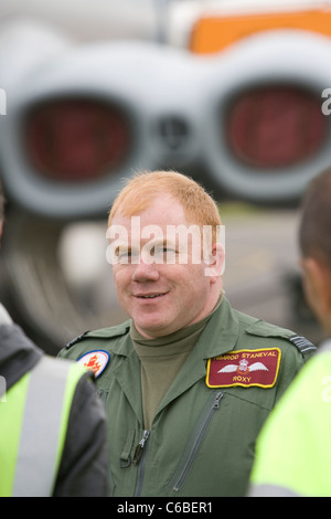 Dauern je RAF Nimrod Flug - Squadron Leader Stuart "Roxy" Roxburgh und seine Crew sagen emotionalen Abschied von den "mächtigen Jäger" Stockfoto