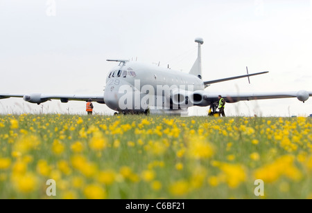 Dauern Sie je RAF Nimrod Flug emotionalen Abschied von den "mächtigen Jäger" Kent International Airport Mai 2010 Stockfoto