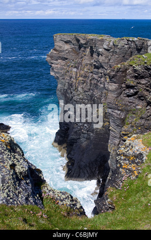 Klippen am Faraid Head, jenseits Balnakeil Bay, Durness, North Coast Sutherland, Schottisches Hochland, Schottland Stockfoto