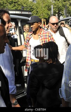 Will Smith, Jaden und Willow Smith, die Ankunft im Hotel Adlon. Berlin, Deutschland - 18.07.2010 Oliver Walterscheid Stockfoto