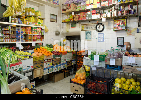 Obst und Gemüse laden in nördlich von Teheran Stockfoto