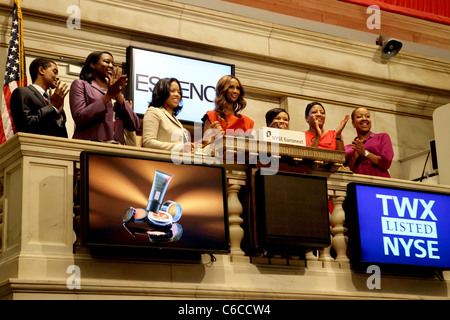 Michelle Ebanks, Iman und Lesley Pinckney Essenz Magazin feiert sein 40-jähriges Jubiläum an der NYSE Closing Bell New York Stockfoto