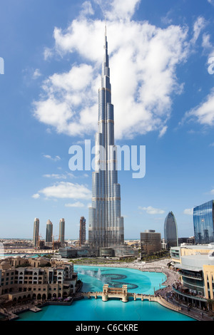 Das Burj Khalifa, abgeschlossen im Jahr 2010 die höchsten künstlichen Bauwerk der Welt, Dubai, Vereinigte Arabische Emirate Stockfoto