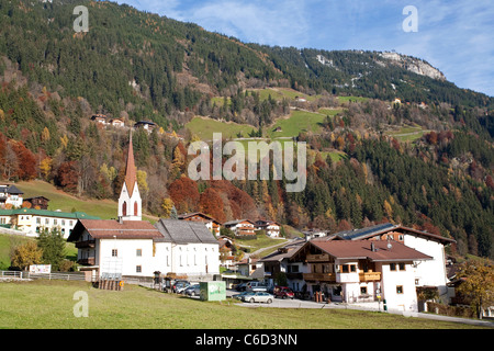 Kirche in Finkenberg, Zillertal, Tirol, Österreich, Europa Stockfoto