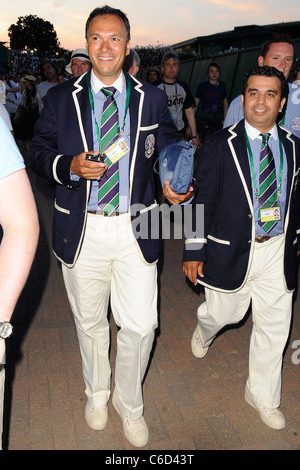 Reich des Spiels zwischen Nicolas Mahut Frankreichs und John Isner von Tampa, Florida, so dass Gericht während der Wimbledon Stockfoto
