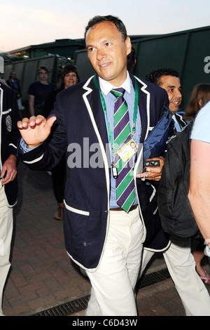 Reich des Spiels zwischen Nicolas Mahut Frankreichs und John Isner von Tampa, Florida, so dass Gericht während der Wimbledon Stockfoto