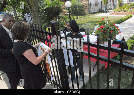 Atmosphäre-Gary beherbergt Memorial und offiziellen Enthüllung des Michael Jackson Denkmal Gary, Indiana - 25.06.10 * KATHERINE Stockfoto