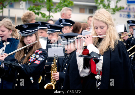 Die Parade für den Nationalfeiertag in Norwegen, jedes Jahr am 17. Mai gefeiert. Stockfoto