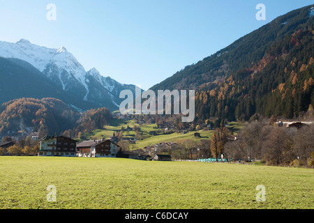 Eingang Zum Tuxer Tal, Bei Mayrhofen, Eintritt in das Tuxer Tal in der Nähe Mayrhofen Stockfoto