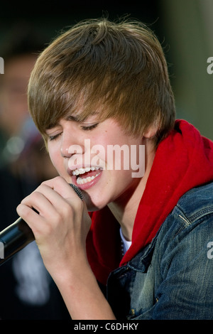 Justin Bieber führt auf NBC 'Heute' zeigen Toyota Konzertreihe im Rockefeller Center statt. New York City, USA- Stockfoto