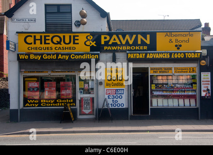 Pfandhaus Pfandleiher Albemarle & Bond Albany Road Roath Cardiff Wales UK Stockfoto
