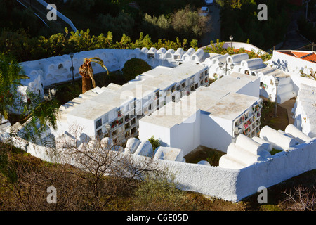 Cementerio Redonda, Sayalonga, La Axarquia, Provinz Malaga, Spanien. Soll das nur Runde Friedhof in Spanien zu sein. Stockfoto