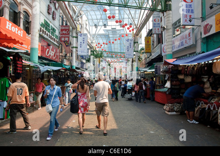 Petaling Street, bekannteste Einkaufsstraße in Chinatown, Kuala Lumpur, Malaysia, Südostasien, Asien Stockfoto