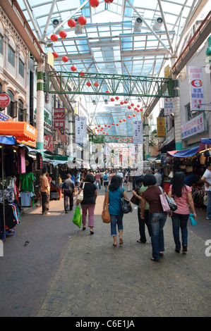 Petaling Street, bekannteste Einkaufsstraße in Chinatown, Kuala Lumpur, Malaysia, Südostasien, Asien Stockfoto