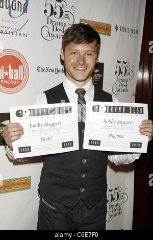 Adam James The 2010 Drama Desk Award nominierten Galavorstellung statt in der Churrascaria Plataforma. New York City, USA- Stockfoto