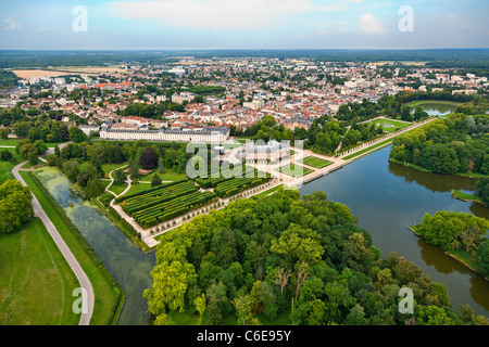 Europa, Frankreich, Yvelines, Aerial View von Chateau de Rambouillet Stockfoto