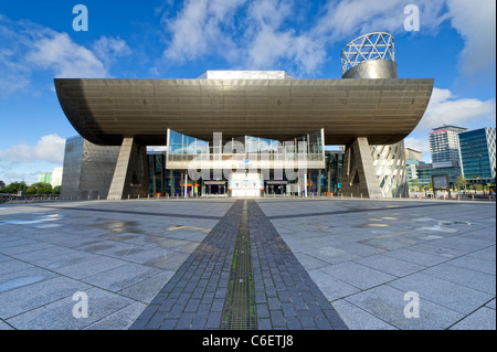 Das Lowry Theater Komplex in Salford Quays in der Nähe von Manchester, England Stockfoto