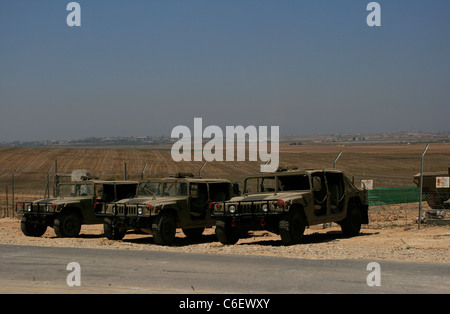 Eine Militärbasis der israelischen Armee (IDF) an der Grenze zwischen Israel und dem Gazastreifen. Stockfoto