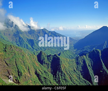 Luftaufnahme von West Maui Mountains, Maui, Hawaii, Vereinigte Staaten von Amerika Stockfoto