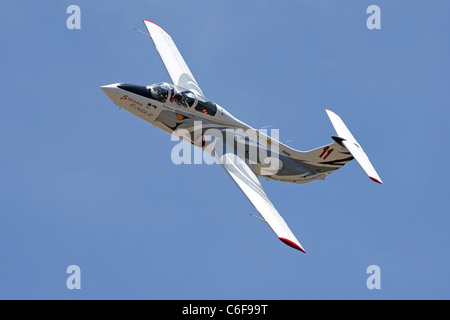 Aero Vodochody L-29 Delfin während einer Übung in 2011 Pylon Racing School Stockfoto