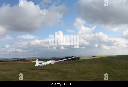 Bei großen Hucklow im Peak District National Park mit dem Derbyshire und Lancashire Gliding Club gleiten Stockfoto