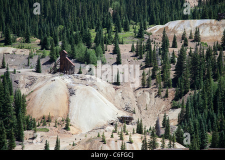Silverton, Colorado - die Überreste des Mädchens Yankee Silbermine bei Red Mountain Pass in den San Juan Mountains. Stockfoto