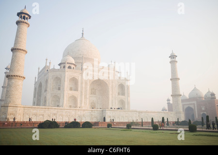 Erstes Licht am Taj Mahal in Agra, Uttar Pradesh Zustand Stockfoto
