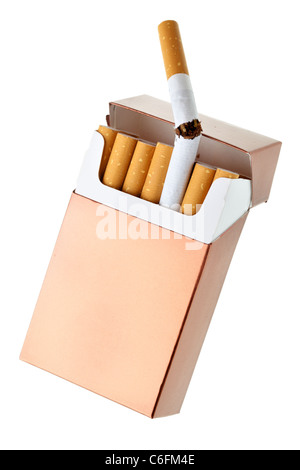 Zigarettenschachtel über dem weißen Hintergrund isoliert Stockfoto