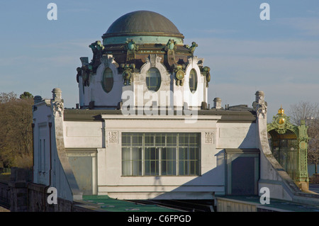 Der Court Pavilion der s-Bahn in Hietzing Stockfoto