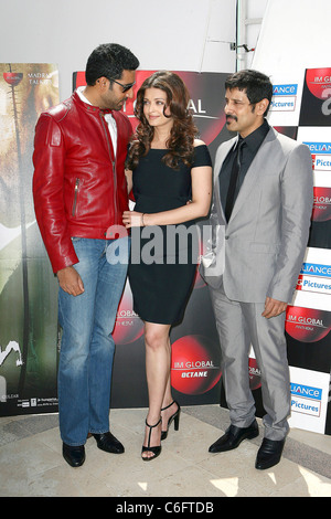 Aishwarya Rai Bachchan, Abhishek Bachchan und Chiyaan "Vikram Cannes International Filmfestival 2010 - Tag 6 -"Raavan" Stockfoto