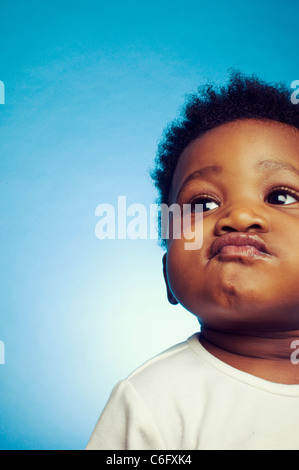 Ein Porträt von einem Baby-Mädchen beschnitten Stockfoto