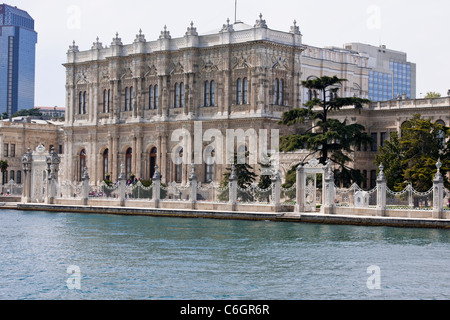 Dolmabahce Palast, ehemalige Residenz der Bosporus, Golden Horn, Marmarameer, Istanbul, Mustafa Kemal Atatürk, Constantinople Stockfoto