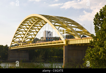 Daniel Carter Bart Route 471 Brücke über den Ohio River in Cincinnati Ohio auch bekannt als der Big-Mac-Bridge Stockfoto