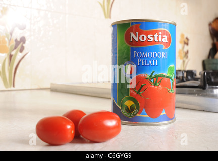 Kann der Nostia Eiertomaten in Küche uk Stockfoto