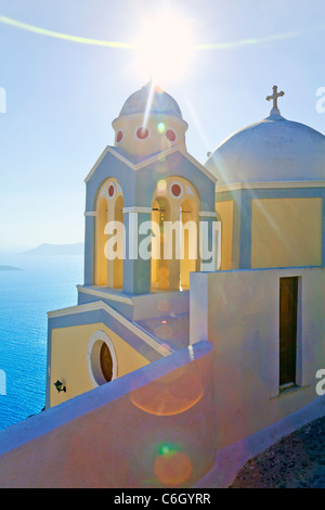 Griechisch-orthodoxe Kirche in Fira, Santorini (Thira), Kykladen, Ägäis, Griechenland, Europa Stockfoto