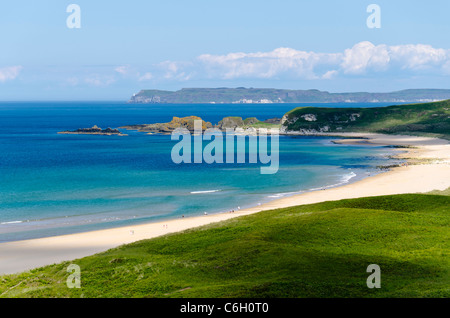 White Park Bay, County Antrim, Nordirland. In der Nähe des weltweit bekannten Gieant Causeway auf der Causeway Coast Stockfoto