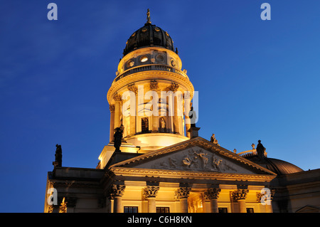 Nacht Schuss von dem Deutschen Dom am Gendarmenmarkt, Berlin, Deutschland. Stockfoto