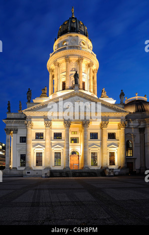 Nacht Schuss von dem Deutschen Dom am Gendarmenmarkt, Berlin, Deutschland. Stockfoto