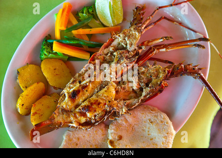 Hummer in einem Restaurant am Strand in San Salvador, El Salvador Stockfoto