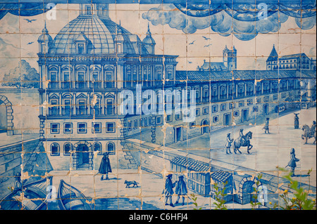 Azulejos Vertreter der Praça Comercio, Miradouro de Santa Luzia, Alfama, Lissabon, Portugal Bezirk Stockfoto