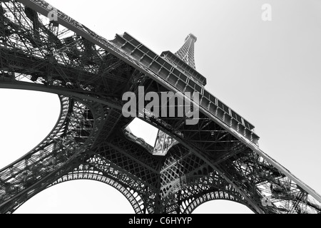 Eiffelturm, Paris, Frankreich. Schwarz / weiß Bild / Stockfoto