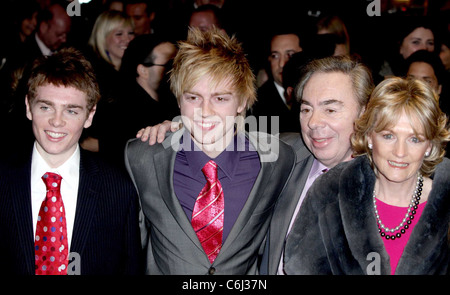 Frau Madeleine Lloyd Webber Andrew Lloyd Webber und ihre Kinder-Welt-Premiere von "Love Never Dies" am Adelphi Theatre Stockfoto